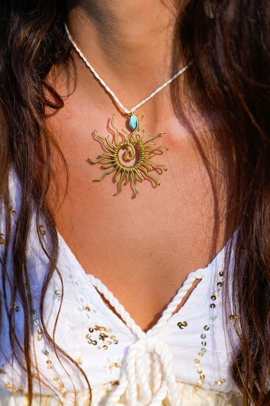 Sol Necklace Bronze (Gold)